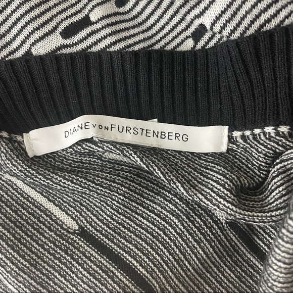 DIANE VON FURTSENBERG BLACK WHITE LONG KNIT LINE CARDIGAN SWEATER POCKETS - Picture 4 of 6